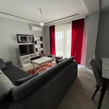 "Panorama E Detit "Apartment Sarandë エクステリア 写真